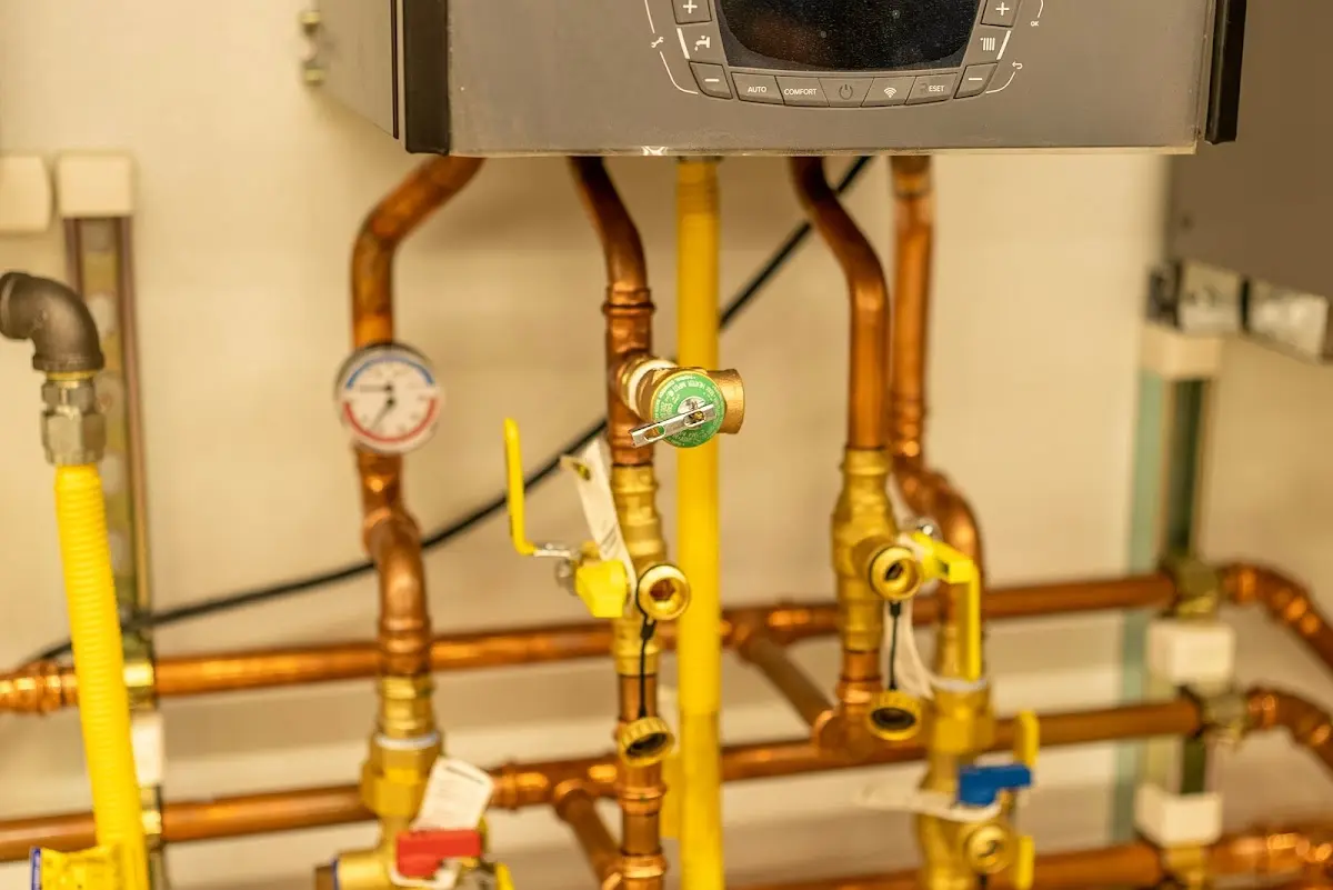 Licensed technician providing Emergency Plumbing for a homeowner in Flowood