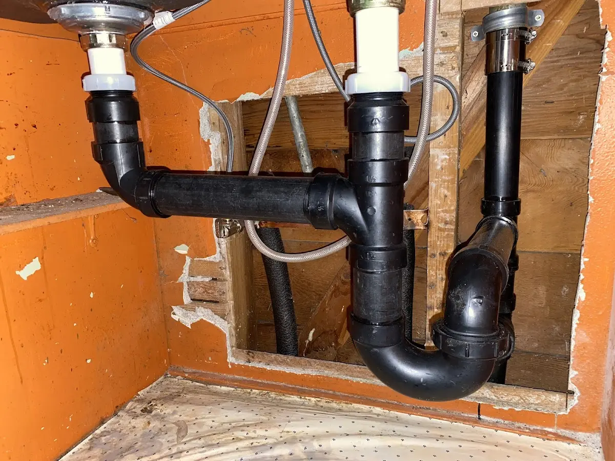 Professional Pipe Bursting equipment and tools on the job in Flowood